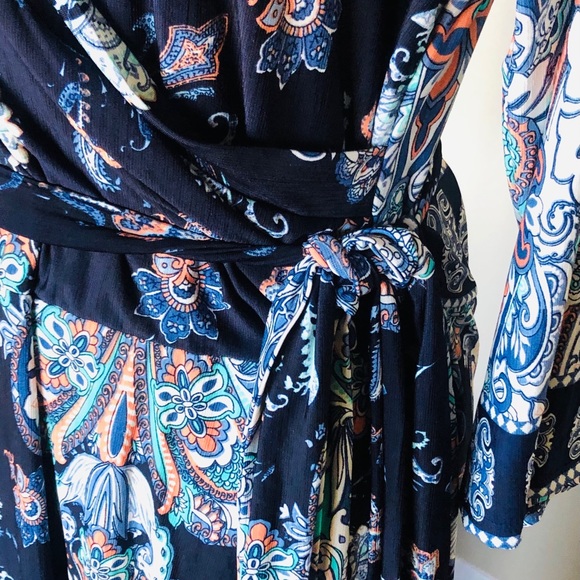 💙 Vintage Women's V Neck dress size medium - Picture 4 of 11